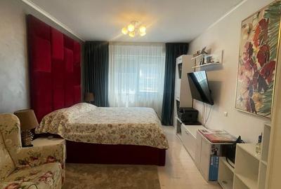 Apartament cu 3 camere decomandat în Apărătorii Patriei - 15