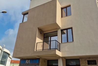 Spațiu comercial, în Sud - 5