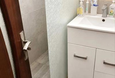 Apartament cu 3 camere semidecomandat în Central - 2