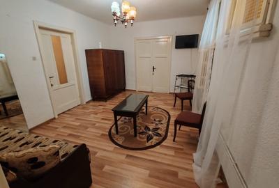 Apartament cu 2 camere decomandat, mobilat în Gara de Nord