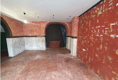 Spațiu comercial, de 90 mp, în Centrul Istoric - 2