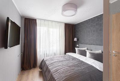 Proprietar vand apartament 3 camere renovat zona Marasti, bloc turn - 9