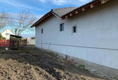 Casă cu 3 camere cu Teren 672 Mp în Becicherecu Mic - 1