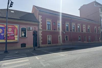 Spațiu comercial, de 75 mp, în Complex Studențesc - 2