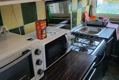 Garsonieră decomandată în Rogerius