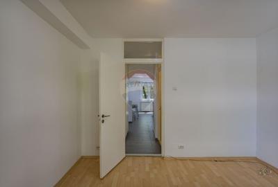 Apartament cu 3 camere decomandat în Lacul Tei - 19