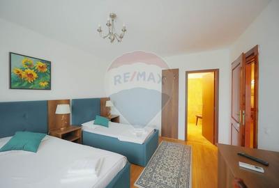 Hotel/Pensiune, de 438 mp, în Nufărul - 28