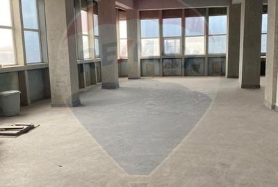 Birou, de 995 mp, în Obor - 1