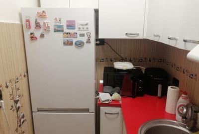 Garsonieră decomandată în Astra - 2