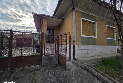 Casă cu 4 camere în Central - 14