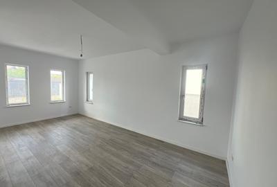 Vila superba la strada principală - finisaje de lux, direct de la proprietar - 7