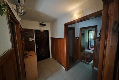 Apartament cu 3 camere decomandat, mobilat în Inel II
