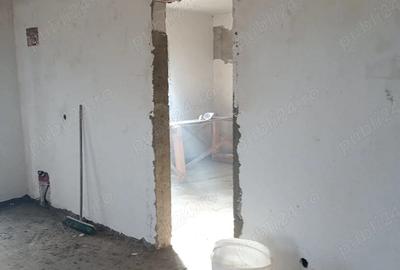 Casă cu 3 camere cu Teren 500 Mp în Voinești - 2