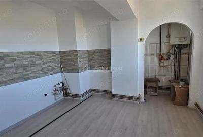 Garsonieră decomandată în Micro 11 - 1