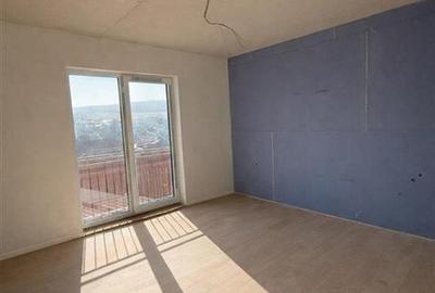 Duplex cu 4 camere cu Canalizare în Chinteni - 5