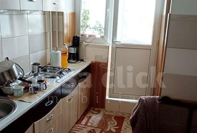 Apartament cu 2 camere decomandat în Micro 17 - 4