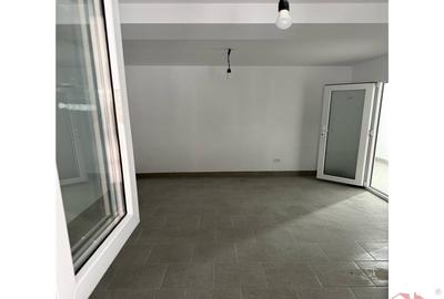 Spațiu comercial, de 43 mp, în Central - 2