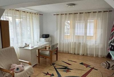 Casa cu 5 camere, 500 mp, zona UNIREA - 2