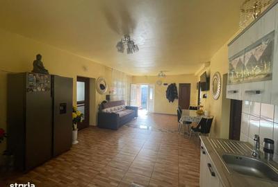Casă cu 3 camere cu Teren 350 Mp în Firiza - 8