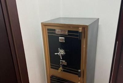 Apartament cu 3 camere decomandat în Dorobanți