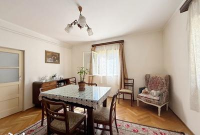 Apartament cu 3 camere în Central - 1