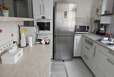 Calea Calarasilor, Vis-a-vis de Universitatea Hyperion - 14