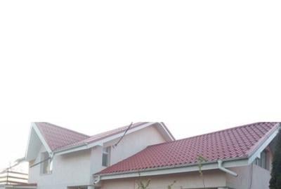 Casă cu 4 camere în Central - 1