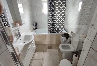 Ocazie! Doua case individuale in aceeasi curte in Radauti - 4