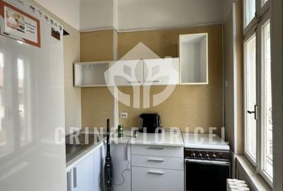 Casă individuală cu 10 camere cu Canalizare în Capitale - 14