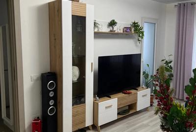 Apartament cu 2 camere decomandat în Titan - 1