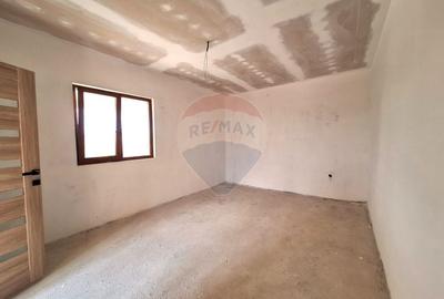 Casa / Vila de vanzare la gri - Bajani jud.Buzau - 11