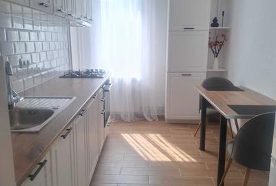 Apartament cu 2 camere decomandat în Tudor - 2