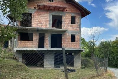 CASA cu PRIVELISTE- Somcuta - 18