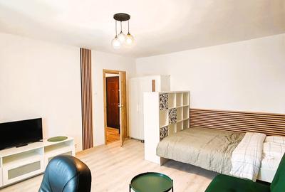 Garsonieră decomandată în Plopilor - 1