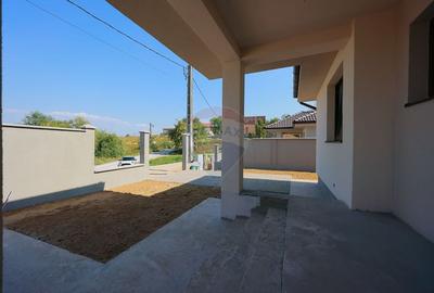 De vanzare Casa noua cu 4 camere in Paleu - 11
