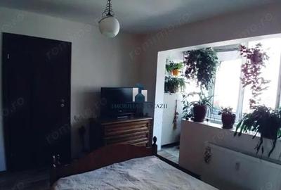 Apartament cu 3 camere decomandat, mobilat în Berceni - 2