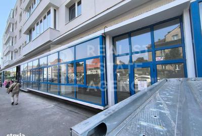 Spațiu comercial, de 175 mp, în Central