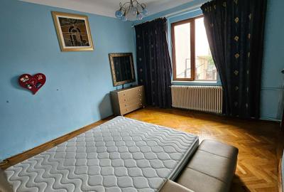 Casa de vanzare - Central(Bulevardul Castanilor) - 12