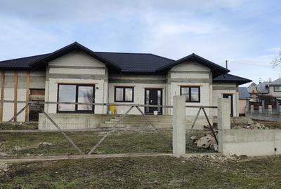 Casă cu 4 camere în Dănila - 3