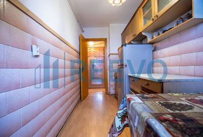 Apartament cu 3 camere semidecomandat, mobilat în Narcisa - 25