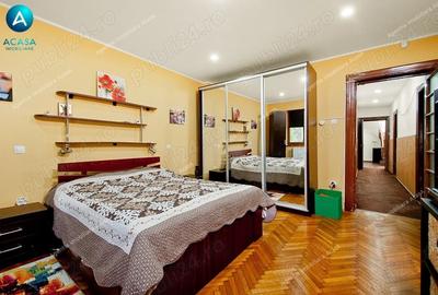 Casă cu 5 camere cu Canalizare în Central - 10