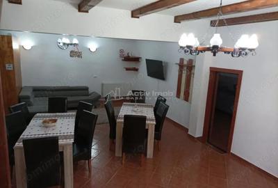 Casă cu 10 camere cu Teren 980 Mp în Central - 19