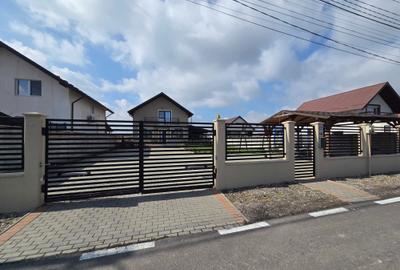 Casă cu 3 camere în Catane - 2