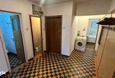 Apartament cu 3 camere decomandat în 1 Mai - 10