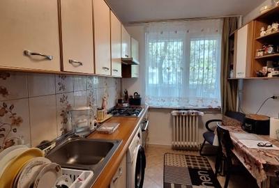 Apartament cu 2 camere semidecomandat în Titan - 4
