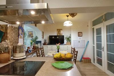 Apartament 4 camere, Deva, zona centrala, in apropiere de Pia?a ?i Centrul comercial Ulpia - 2