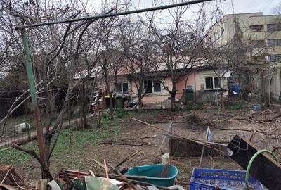 Casă cu 4 camere în Central - 1