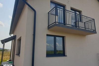 Casă cu 4 camere în Sângeorgiu de Mureș - 3