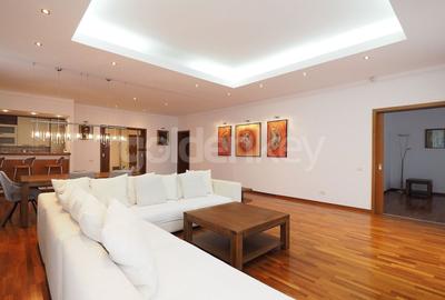 Apartament spatios cu 4 camere | mobilat | vedere libera | 2 garaje - 2