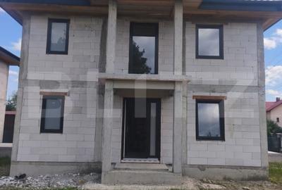 Casa la rosu cu 5 camere, 144mp utili, Radauti - 19